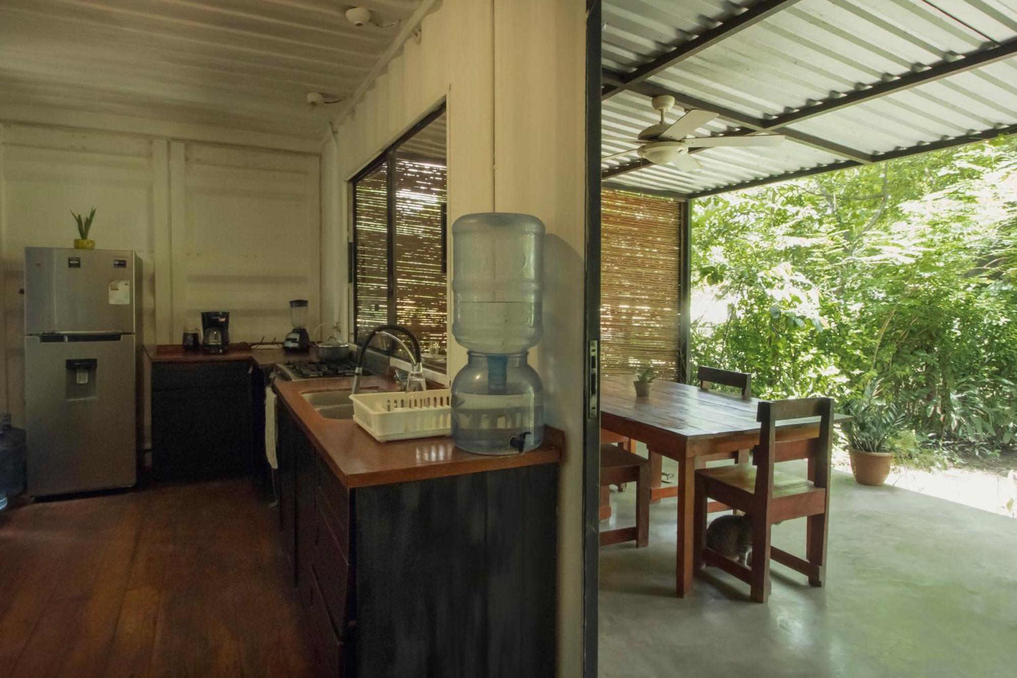 Mola Mola Surf Popoyo Bed & Breakfast Luaran gambar